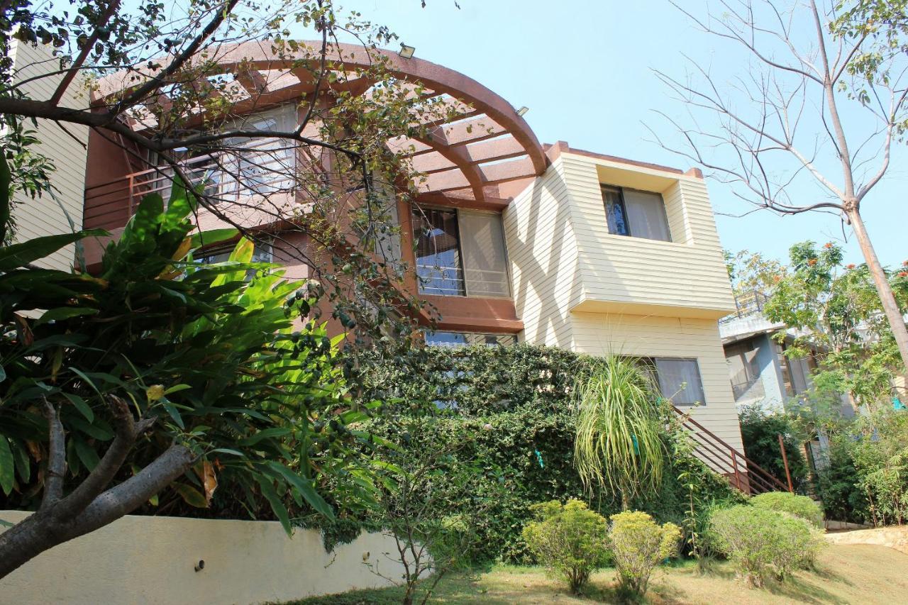 Karjat Villa Экстерьер фото