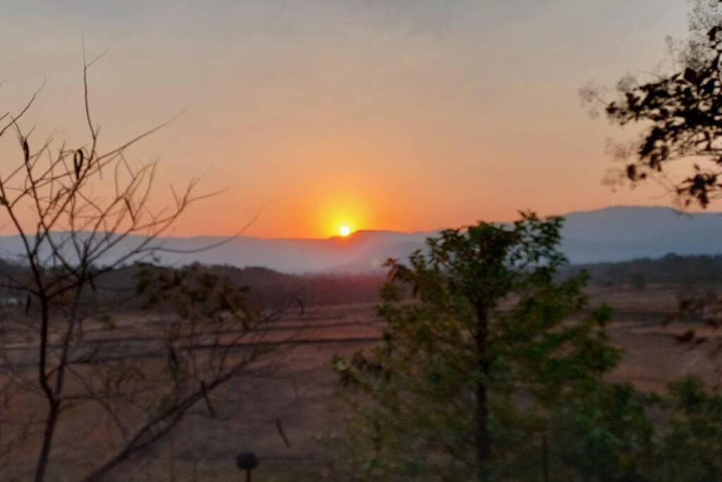 Karjat Villa Экстерьер фото