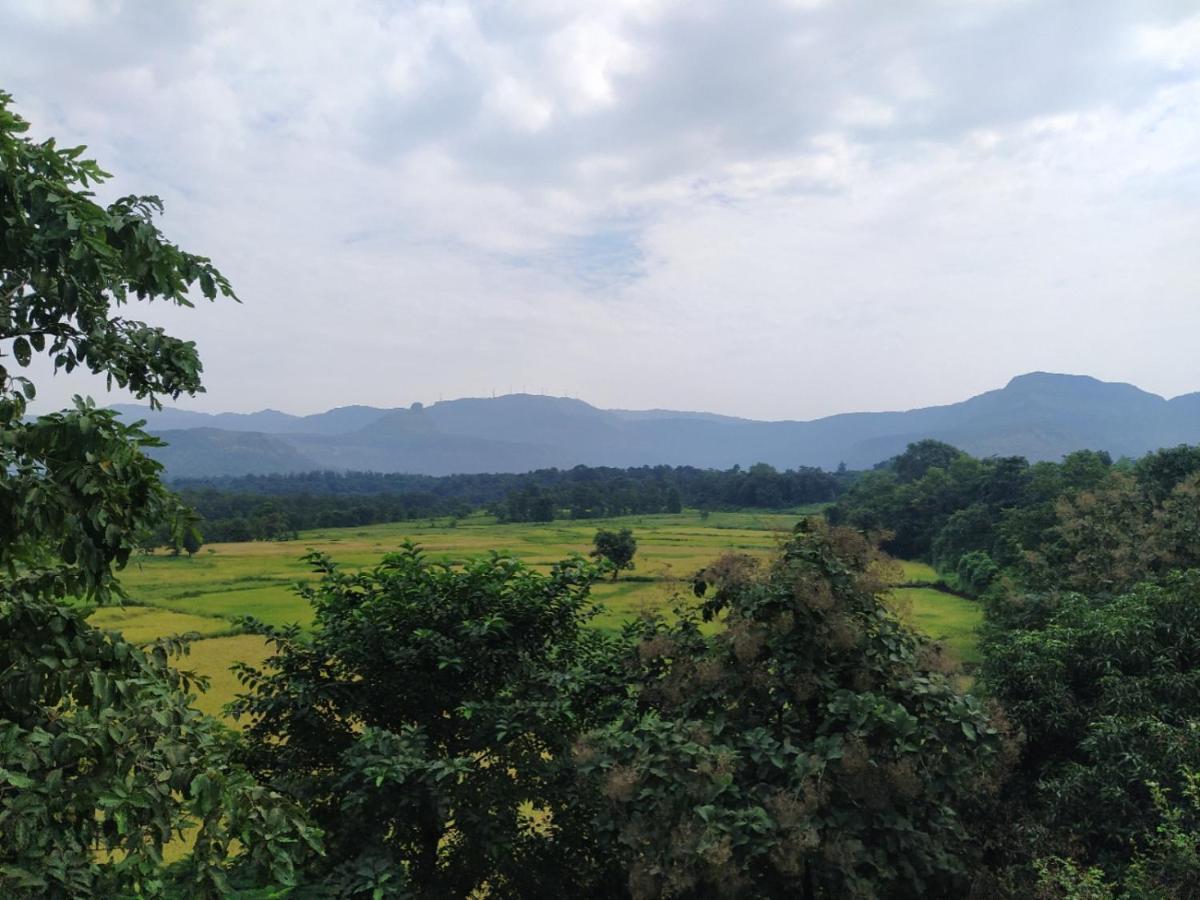 Karjat Villa Экстерьер фото